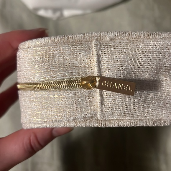 Chanel Makeup Pouch - Picture 3 of 4